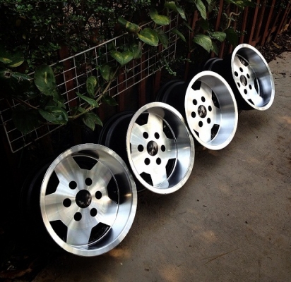 ขายล้อ Yachiyoda ขอบ 15x8.5 ออฟ-30 6 รู สภาพสวย ออฟลึก *7900 ครับ