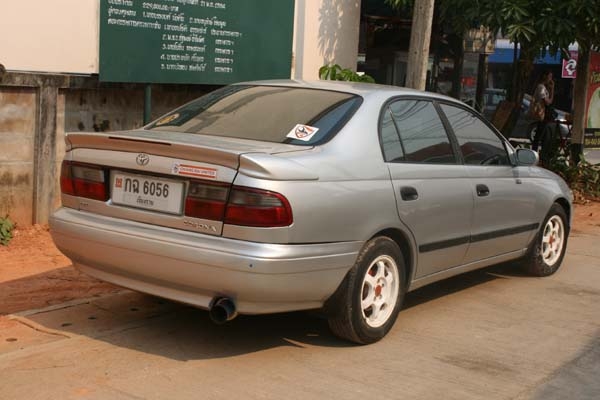 ขายโตโยต้า โคโลน่า