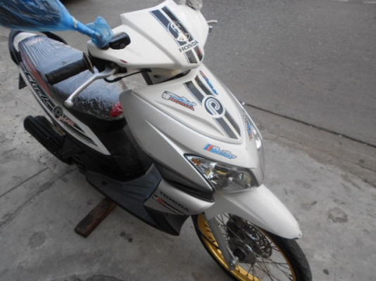 Honda-Click 110cc ราคาถูกๆครับ ชุดสีสวยๆ เข้ามาดูก่อนครับ