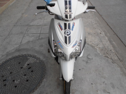 Honda-Click 110cc ราคาถูกๆครับ ชุดสีสวยๆ เข้ามาดูก่อนครับ