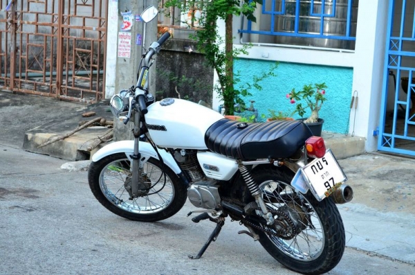 Honda GL100 Tracker ล้อโต ทะเบียนเเท้ ภาษีเต็ม พร้อมโอน Honda GL100 Tracker ล้อโต ทะเบียนเเท้ ภาษีเต็ม พร้อมโอน