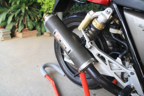 > > ขาย CB 400 ปี 96 เวอร์ชั่น S  อินวอย สรรพสามิตแท้ ท่อโยชิ สภาพสวย