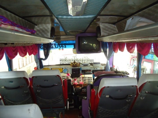 ขายบัส 6 ล้อ เครื่องมิสซู V8 ฝาดำ หรือแลก 2 ชั้น 8 ล้อ ขายบัส 6 ล้อ เครื่องมิสซู V8 ฝาดำ หรือแลก 2 ชั้น 8 ล้อ