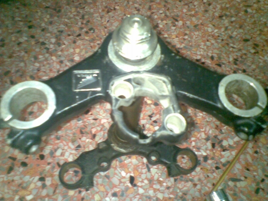 ขายอะไหล่นิดหน่อยครับ sonicกับ wave 110 ตัวเก่า