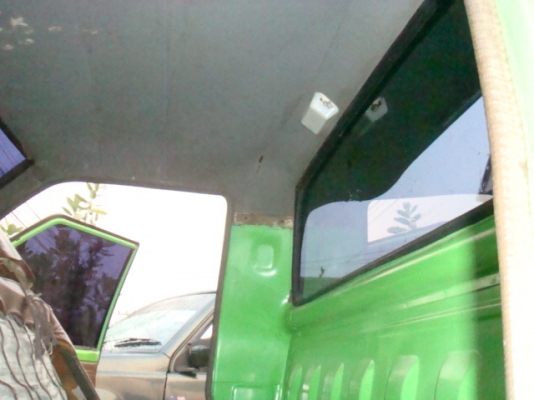 ดัทสัน 720 รุ่น4ขอ สภาพแห้งๆ สีดี ภาษีเต็ม เครื่องใช้ได้ ดัทสัน 720 รุ่น4ขอ สภาพแห้งๆ สีดี ภาษีเต็ม เครื่องใช้ได้