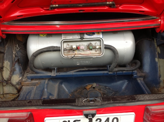 ขายbenz w123 วางjติดแก็สรถสภาพสวยพร้อมใช้ ขายbenz w123 วางjติดแก็สรถสภาพสวยพร้อมใช้