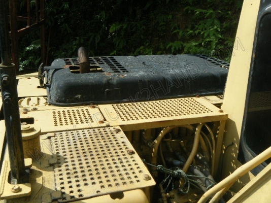 รถแบคโฮ ยี่ห้อ CAT รุ่น 311B