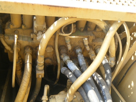 รถแบคโฮ ยี่ห้อ CAT รุ่น 311B