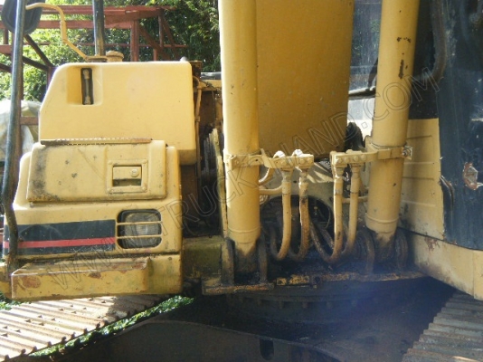 รถแบคโฮ ยี่ห้อ CAT รุ่น 311B