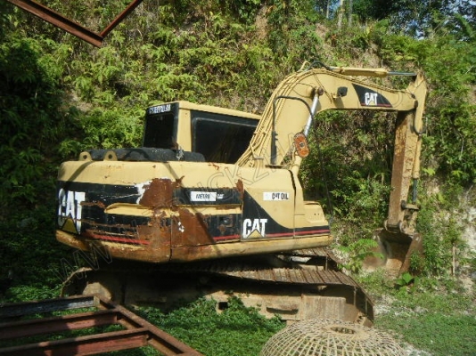 รถแบคโฮ ยี่ห้อ CAT รุ่น 311B