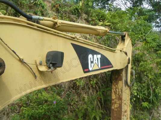 รถแบคโฮ ยี่ห้อ CAT รุ่น 311B