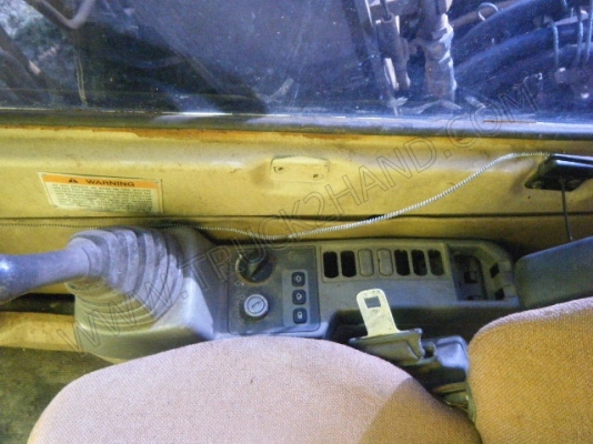 รถแบคโฮ ยี่ห้อ CAT รุ่น 311B