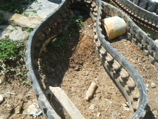 แทร็ครถแบคโฮ สำหรับรถแบคโฮ ยี่ห้อ KOMATSU PC20,PC30 (มีข้างเดียว) แทร็ครถแบคโฮ สำหรับรถแบคโฮ ยี่ห้อ KOMATSU PC20,PC30 (มีข้างเดียว)