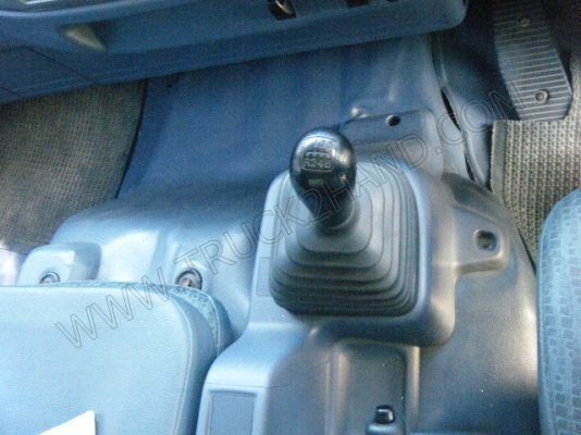 รถบรรทุก 6 ล้อดั๊มพ์ ยี่ห้อ HINO รุ่น FG8J 220 แรงม้า วิ่งได้ 60,101 กิโล รถบรรทุก 6 ล้อดั๊มพ์ ยี่ห้อ HINO รุ่น FG8J 220 แรงม้า วิ่งได้ 60,101 กิโล