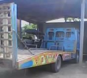 ISUZU ROCKY 195 HP 6HE1 รถหกล้อหางปลา มีหางไฮดรอลิกส์ขึ้นรถเกี่ยวข้าวครบพร้อมใช้งาน เครื่องแห้งแรงดี หัวเก๋งสีบางเดิมสวยมาก ภายในคอนโซลสวยพร้อม แอร์เย็น พ.เพาเวอร์ ก.ไฟฟ้า เบรคทริ๊ปฟี้ ช่วงล่างคัชซีสวยมากไม่มีดามเลย ยาง 7.50 ขอบ 16 สภาพดี 70\% พร้อมบรรทุกพ