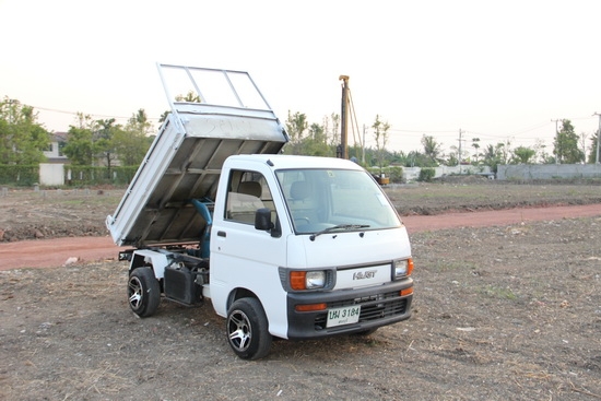 จำหน่าย รถ อะไหล่ ตกแต่ง >>>รถกระป้อ4x4 <<<<< จำหน่าย รถ อะไหล่ ตกแต่ง >>>รถกระป้อ4x4 <<<<<