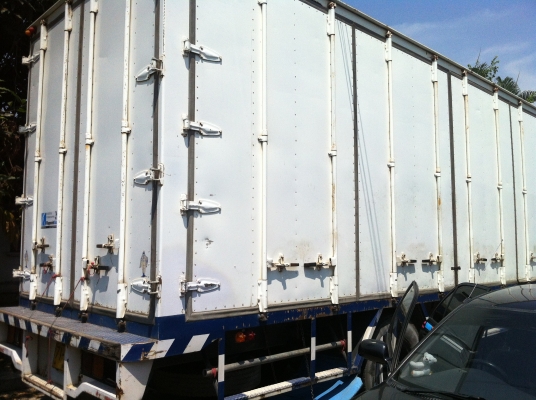 ขายรถ6ลัอตู้แห้ง10บาน