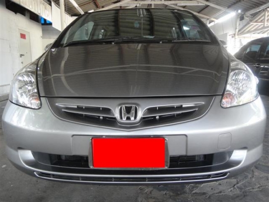 ขาย 2004 Honda Jazz เกียร์ AT รถมือหนึ่ง มี Bookservice สวย พร้อมใช้งาน