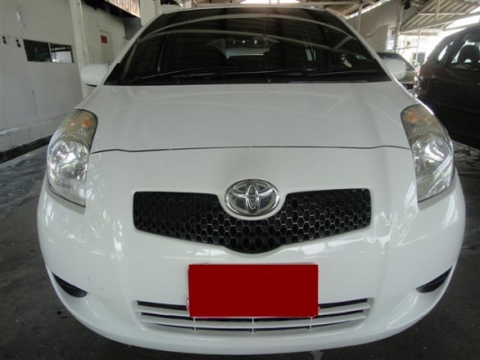 ขาย 2008 TOYOTA YARIS 1.5 E ติดLPG มือหนึ่ง สีขาว รถสวย