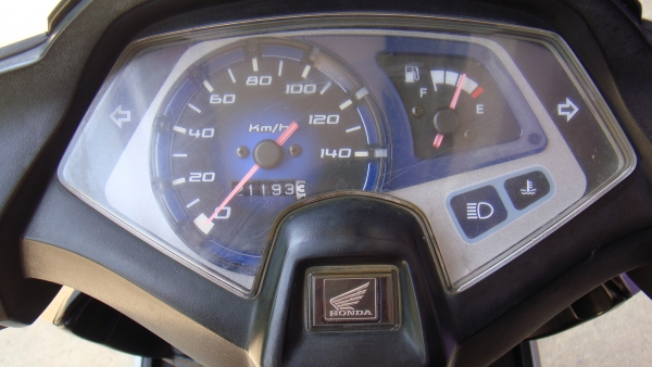 ขาย honda air blade 16,900 บาท ขาย honda air blade 16,900 บาท