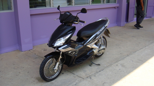 ขาย honda air blade 16,900 บาท ขาย honda air blade 16,900 บาท