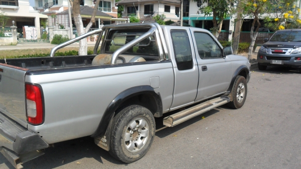 ขายด่วนนิสสัน 4WD