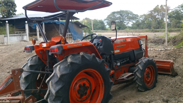 ขาย4508  DI    สวย สีเดิมๆ  พร้อมผาน 6*22 ตราช้าง ครับ