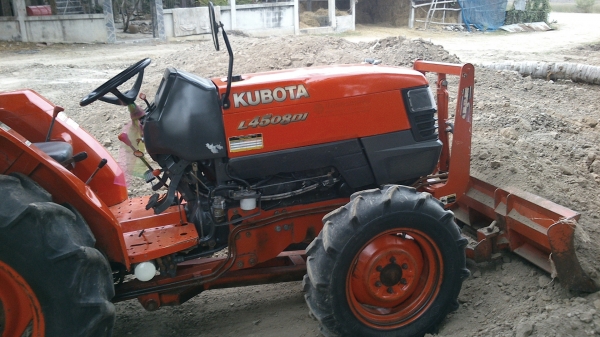 ขาย4508  DI    สวย สีเดิมๆ  พร้อมผาน 6*22 ตราช้าง ครับ