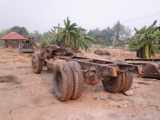 ขายคัชชี+หัวเก๋ง+เครื่องยนต์EC100  ของรถฮีโน่ KL300