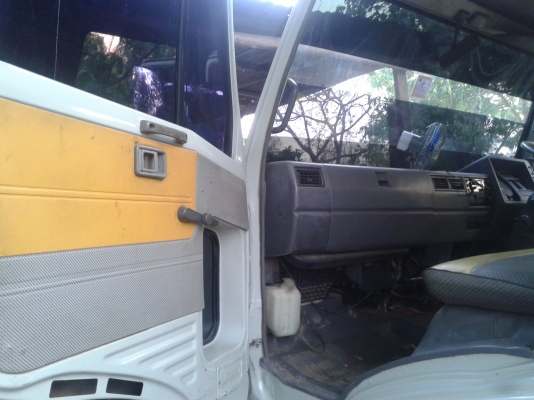 ขาย 6 ล้อดั้ม HINO KM777 เครื่อง117 แรง WO4D รถห้างแท้ รถสวย จัด สวยมากๆ พร้อมใช้งานสุดๆ......