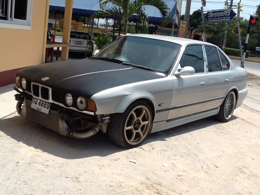 ขาย BMW 525i เครื่อง 1j Turbo ปี 89