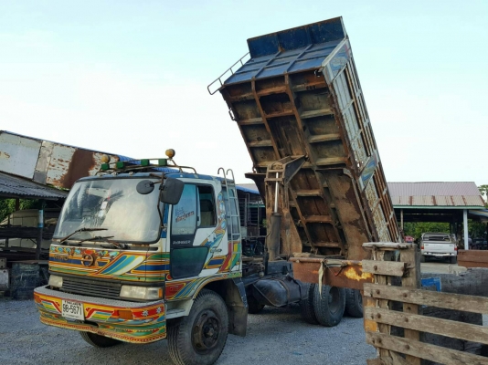 ขายถูกๆ((465,000บ)) สิบล้อ ฮีโน่ KT 925 EH700 สโลส 2เพา แอร์ พ.เวอร์ ทิฟิฟี้ สภาพดีพร้อมใช้งาน วางหัวไฮเท็ค แจ้งลง-เล่ม-แล้ว ทะเบียนพร้อมโอน