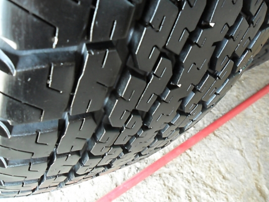 ยาง17กระบะสูง บริดสโตน 255-65-17ลงพื้นปี15 (4เส้น4,800)ดอกหนา1เซ็น ยาง17กระบะสูง บริดสโตน 255-65-17ลงพื้นปี15 (4เส้น4,800)ดอกหนา1เซ็น