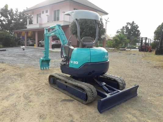 ขายรถแบคโฮ KUBOTA  U-30  เครื่อง V1505  4 สูบ แทรคยาง มีไปท์ปิ้ง คอนโทลสั้น ปั๊มนิ้ว รถนอกนำเข้า  ติดต่อ 089-7949488