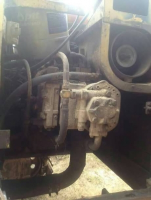 KOMATSU PC200-5 KOMATSU PC200-5