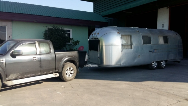รับนำเข้า รถบ้าน Airstream จาก USA
