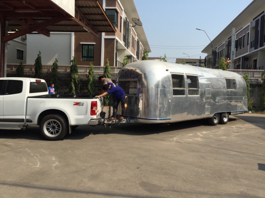 รับนำเข้า รถบ้าน Airstream จาก USA
