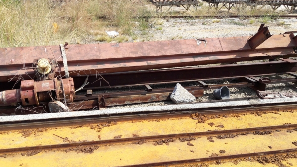 ขายด่วนๆ รางทำแผ่นพื้นปูน ยาว 54 เมตร 12ช่อง ราคาคุยกันได้คับ