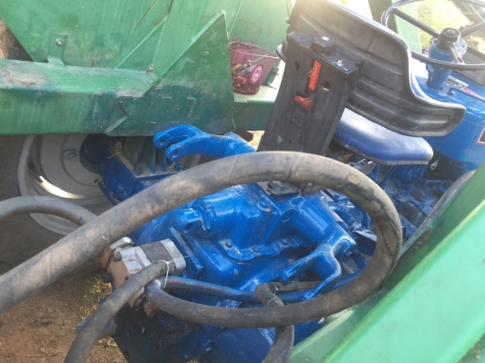 ขายรถ คีบ  ตามภาพ  พร้อมทะเบียน  รถพร้อมใช้งาน ราคา  500,000 บาท