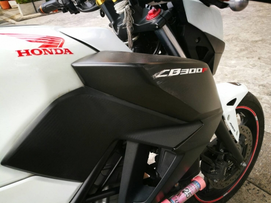 ขาย Honda cb300f