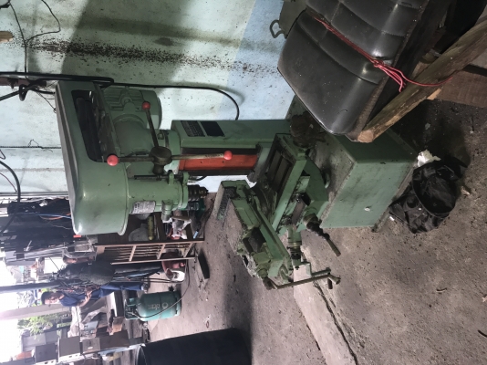 ขายมิลลิ่งตั้งโต๊ะเอ็ม1ไฟ380พร้อมปาการาคากันเองครับผม