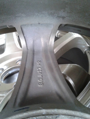 ขอบ17นิ้ว5รู114 ชุดนี้ ราคา 7400 บาท