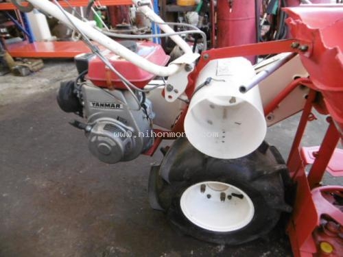 ขาย รถเกี่ยวข้าวเดินตาม YANMAR รุ่น : YB102 รหัสสินค้า : 80803408 www.nihonmono.com