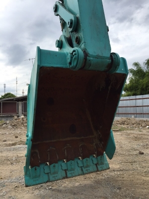 KOBELCO SK135SR-2 YY05  นำเข้าจากญี่ปุ่น ราคาพิเศษ