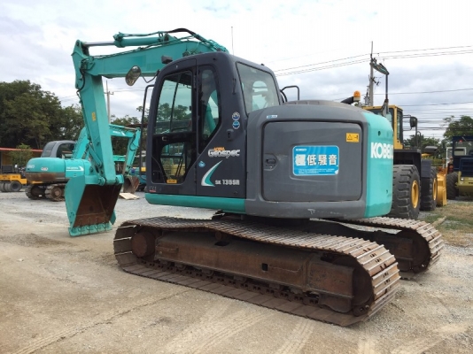 KOBELCO SK135SR-2 YY05  นำเข้าจากญี่ปุ่น ราคาพิเศษ