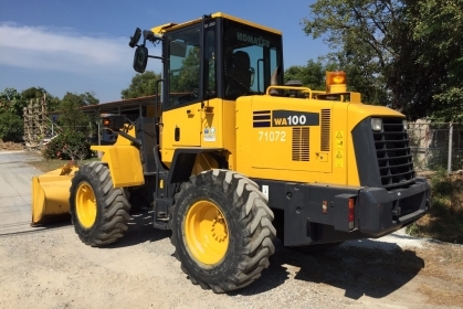 ขาย รถตักล้อยาง KOMATSU WA100-5 สวยแจ่ม ไร้ที่ติ นำเข้าจากญี่ปุ่น โทร.090-986-2521 อ๊อบ