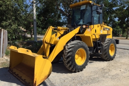 ขาย รถตักล้อยาง KOMATSU WA100-5 สวยแจ่ม ไร้ที่ติ นำเข้าจากญี่ปุ่น โทร.090-986-2521 อ๊อบ
