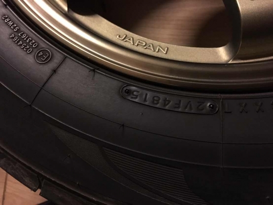 ขายแม็ก te37 SUV ขอบ18"6 รู พร้อมยาง nitto 420 s ขนาด 265/60/18 ปี 4815