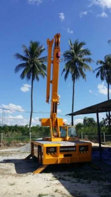 ขายรถเครนนำเข้า Broderson8.5ton ปี2007