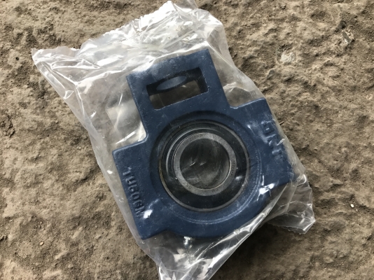 ขายชุดลูกปืน SKF made in Italy ของใหม่ไม่เคยใช้งาน มี 7กล่องครับ